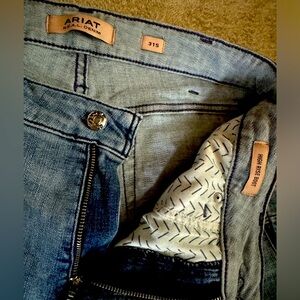 Ariat Jeans!